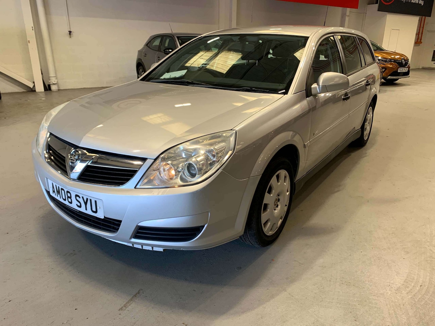 Used Vauxhall Vectra 2008 for sale - 77998438: Photo 12