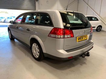 Used Vauxhall Vectra 2008 for sale - 77998438: Photo