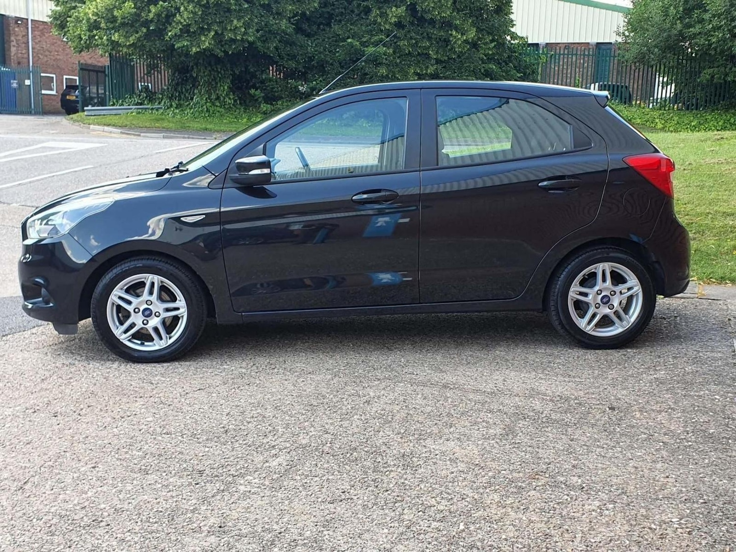 Used Ford Ka+ 2017 for sale - 76480164: Photo 7