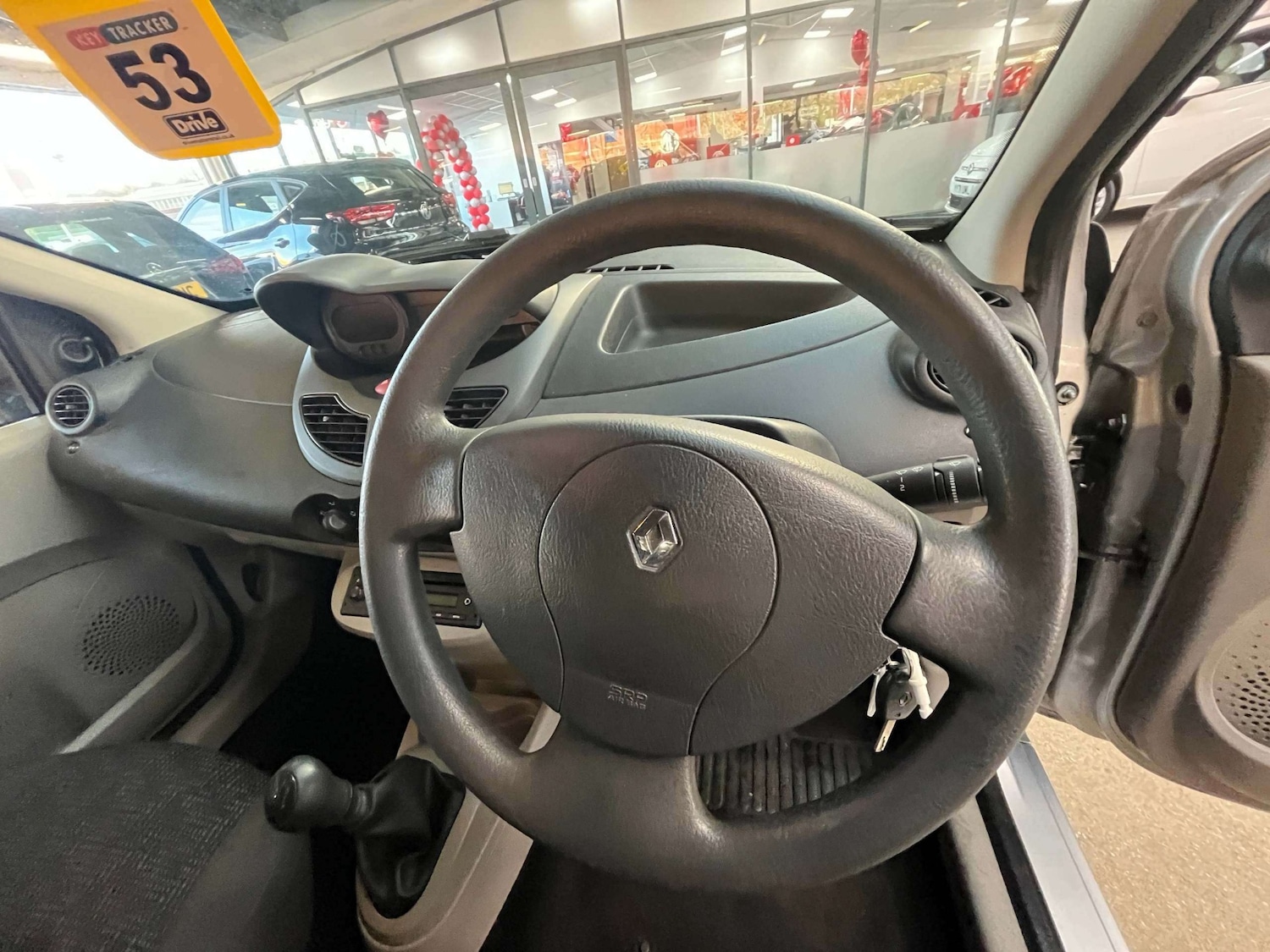 Used Renault Twingo 2010 for sale - 77142914: Photo 8