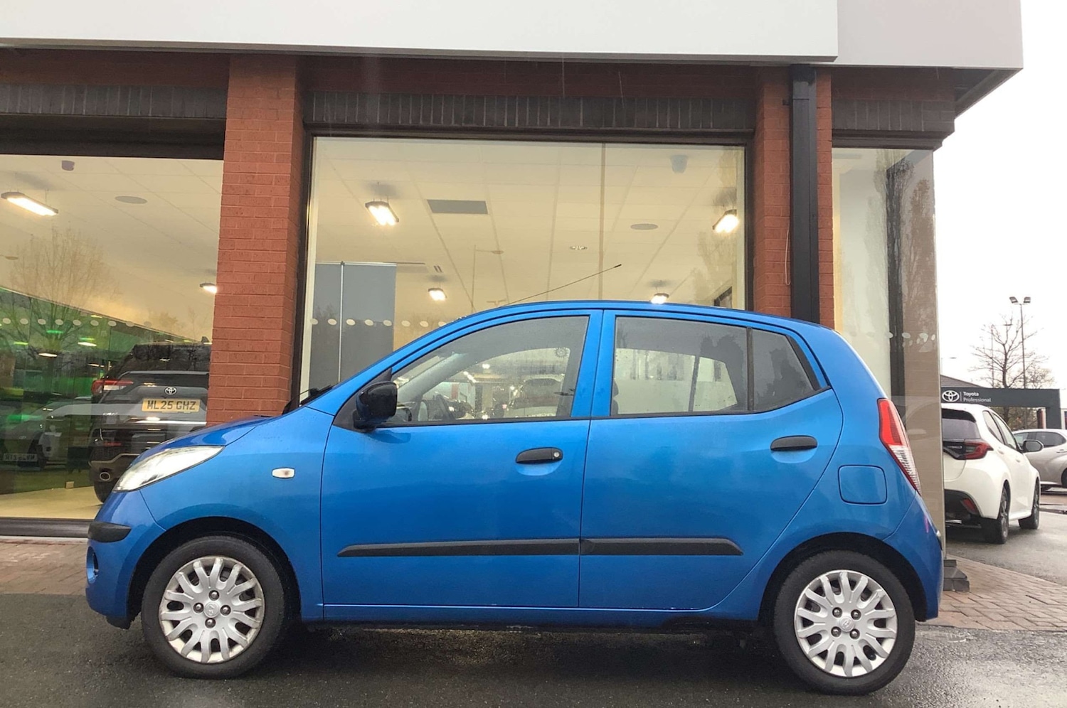 Used Hyundai i10 2010 for sale - 76631227: Photo 7