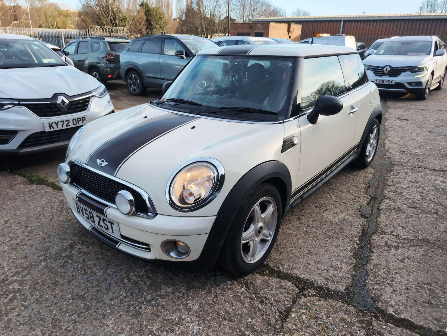 Used MINI Hatch 2008 for sale - 77721145: Photo 2
