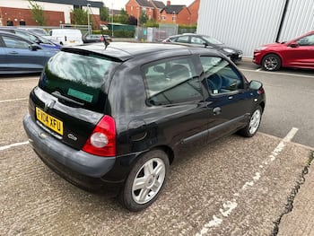 Used Renault Clio 2004 for sale - 79813681: Photo