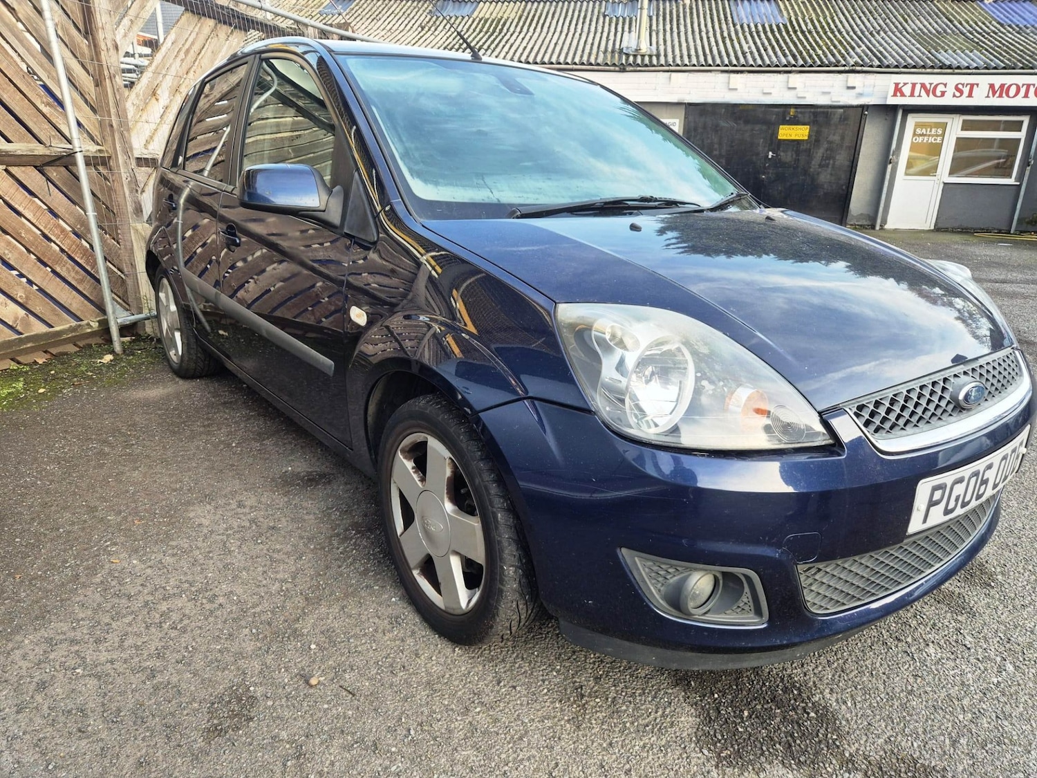 Used Ford Fiesta 2006 for sale - 76407789: Photo 2