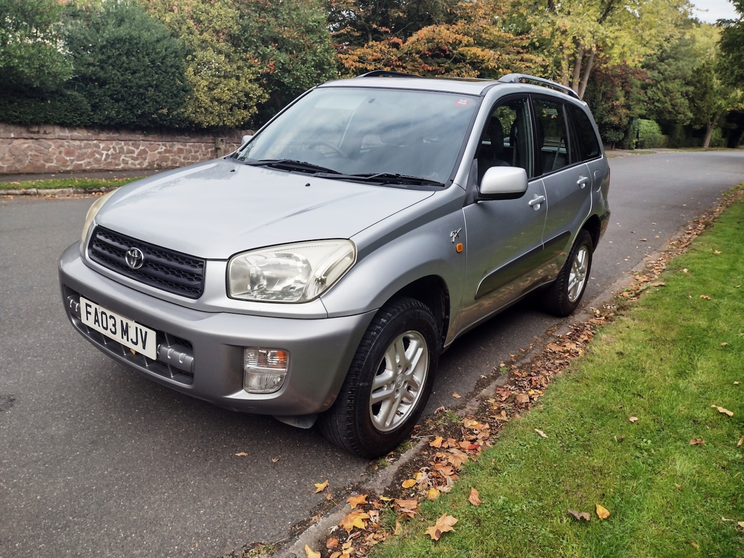 Used Toyota RAV4 2003 for sale - 75599214: Photo 2