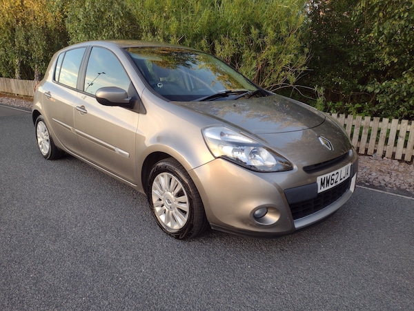 Used Renault Clio 2012 for sale - 75039486: Photo 1