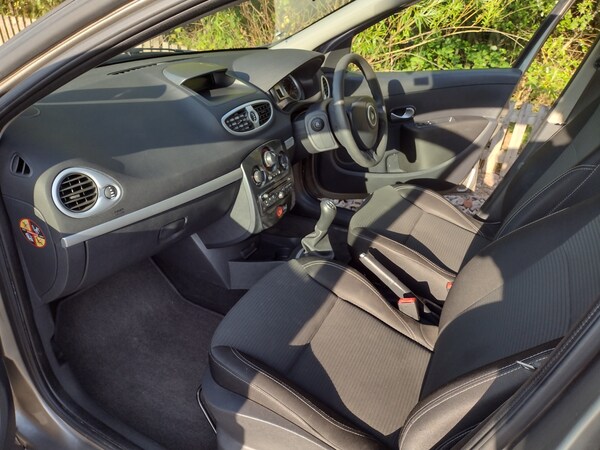 Used Renault Clio 2012 for sale - 75039486: Photo 8
