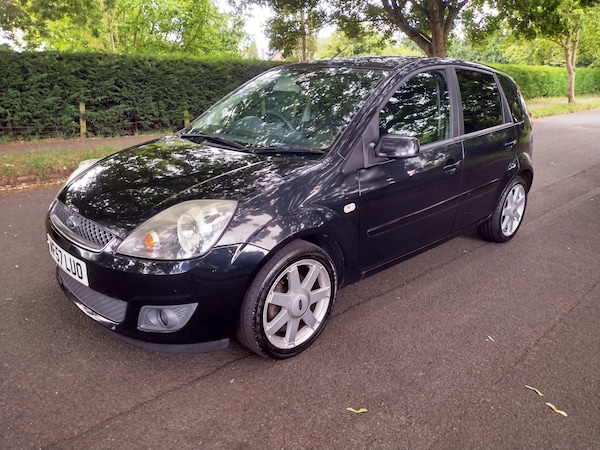 Used Ford Fiesta 2007 for sale - 74894568: Photo 2