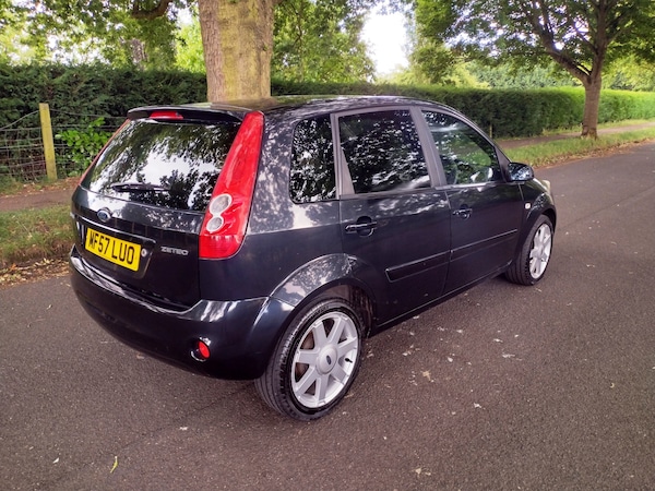 Used Ford Fiesta 2007 for sale - 74894568: Photo 6