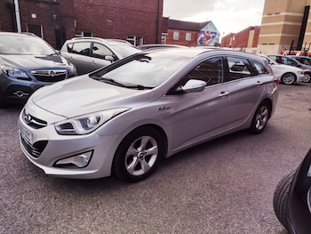 Used Hyundai i40 2012 for sale - 77749411: Photo