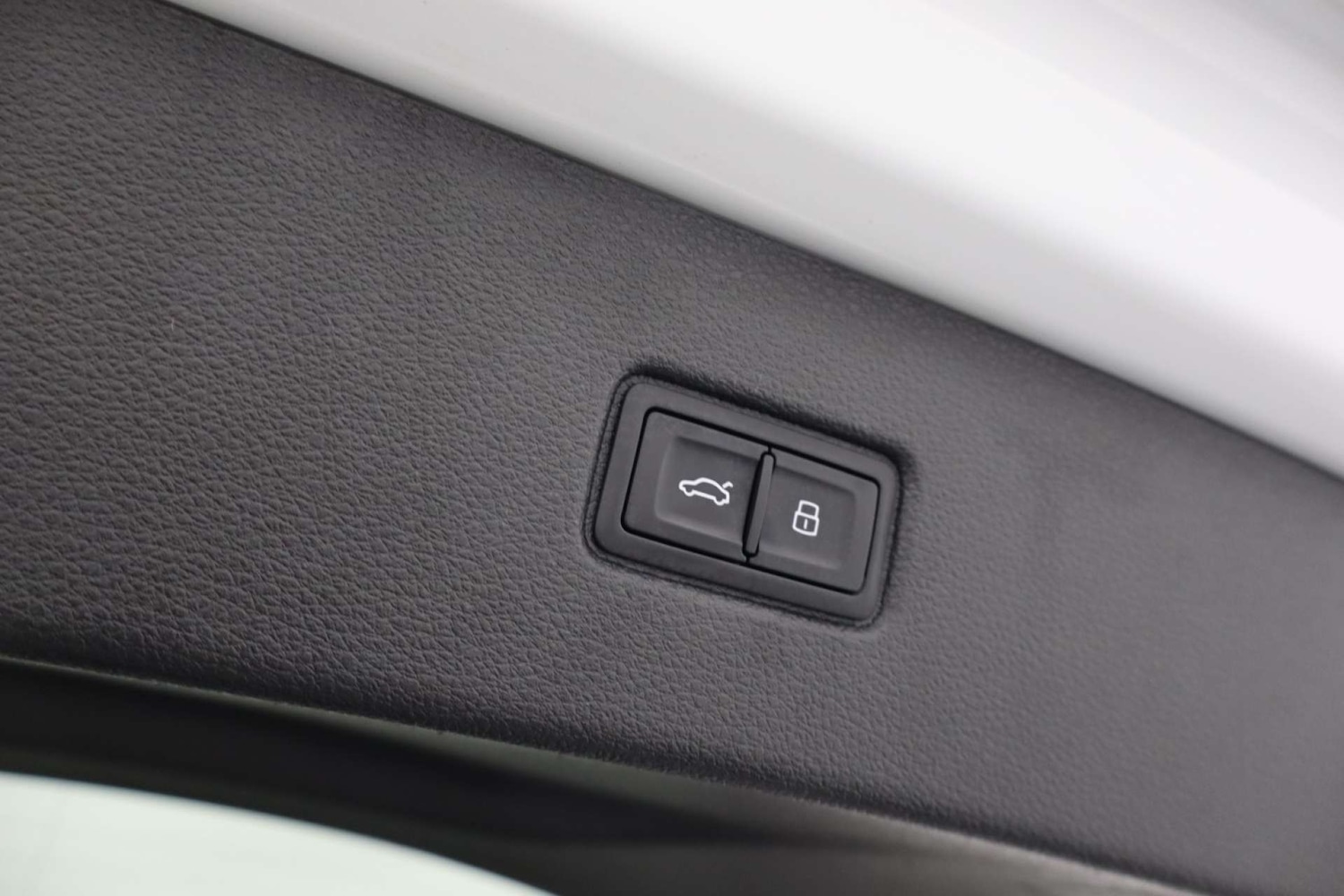 Used Audi Q7 2015 for sale - 76601977: Photo 32