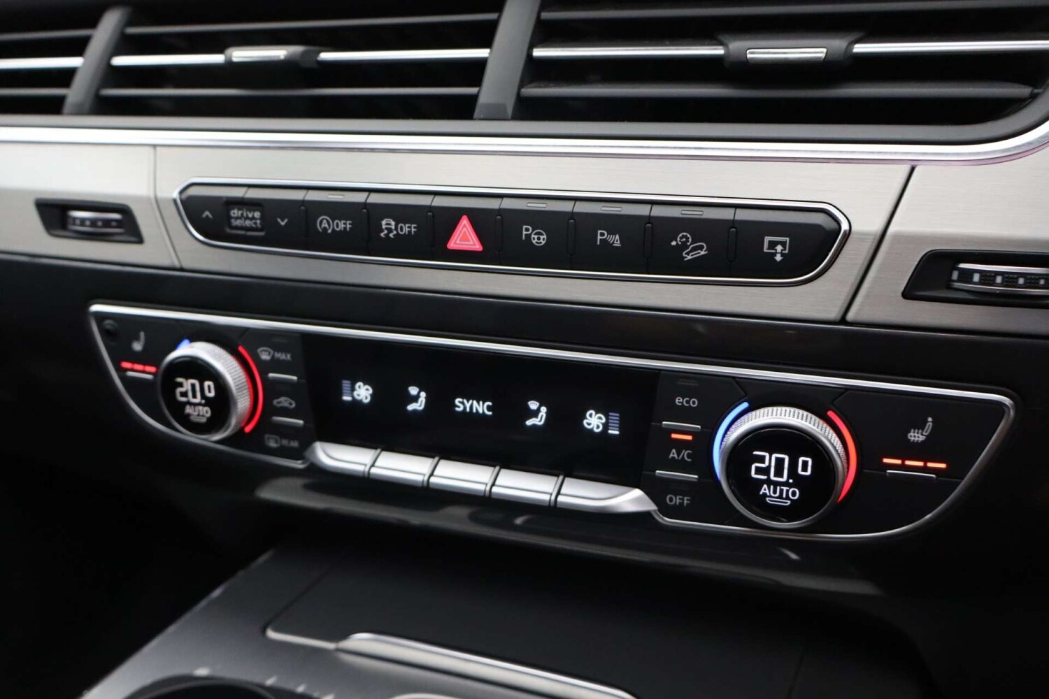 Used Audi Q7 2015 for sale - 76601977: Photo 58