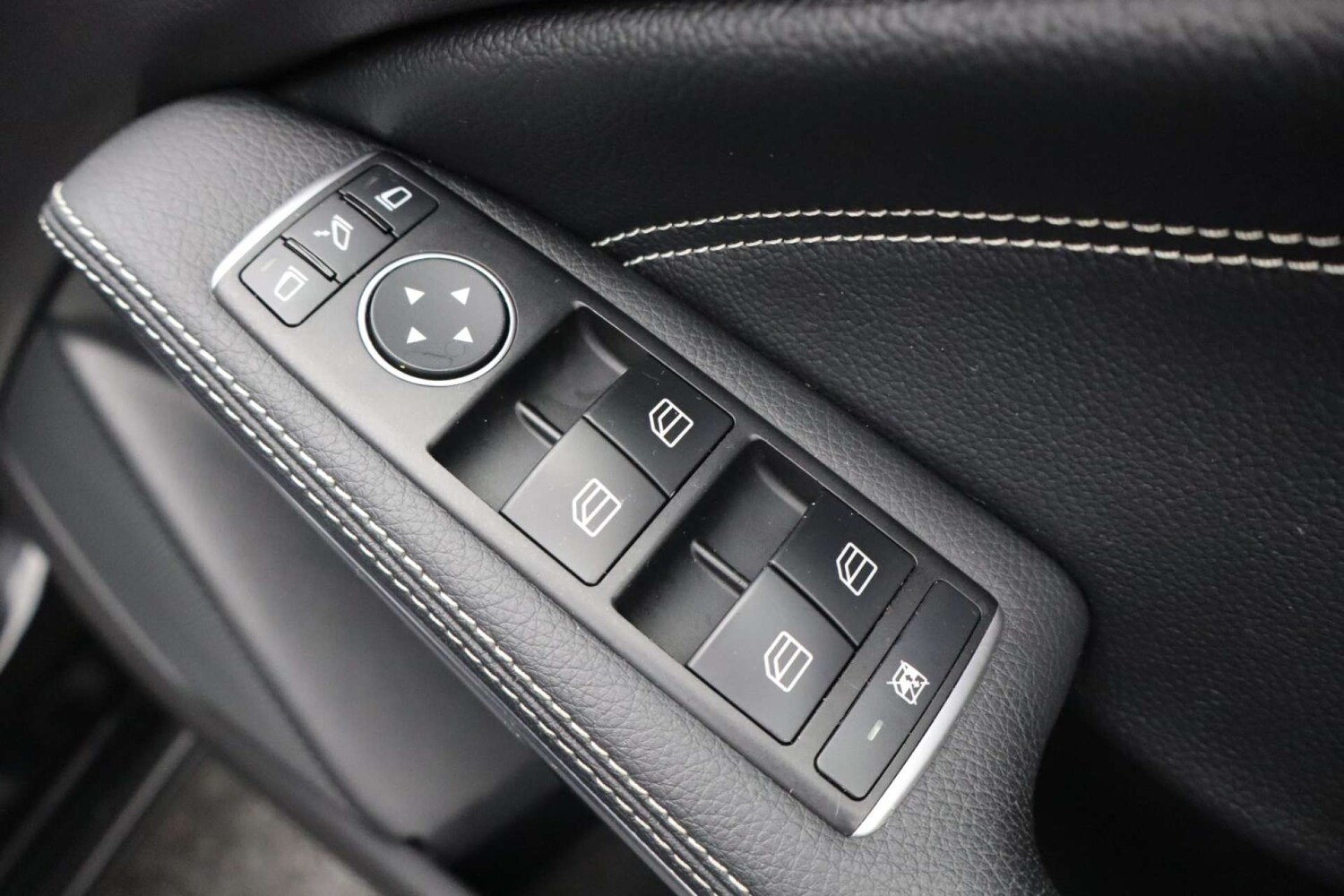 Used Mercedes-Benz A-Class 2017 for sale - 77903111: Photo 17