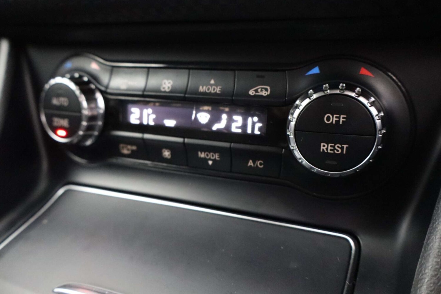 Used Mercedes-Benz A-Class 2017 for sale - 77903111: Photo 47