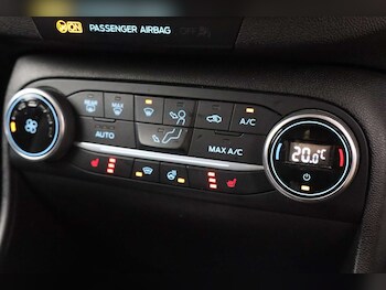 Used Ford Fiesta 2018 for sale - 78501607: Photo