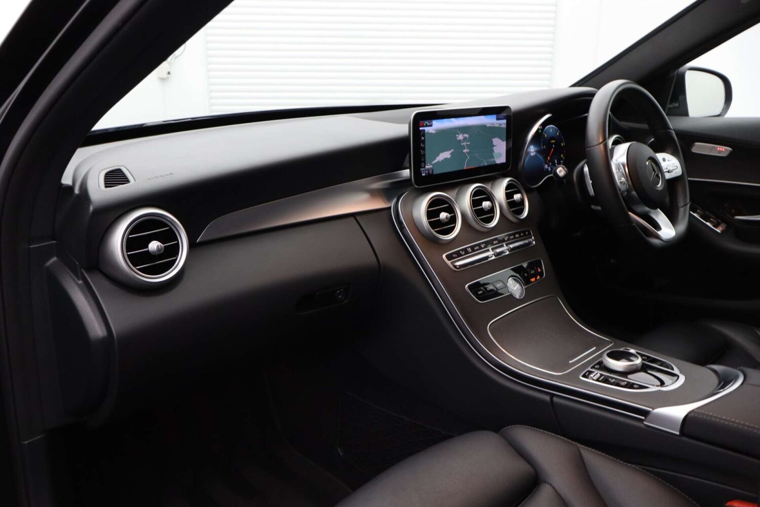 Used Mercedes-Benz C Class 2021 for sale - 76422513: Photo 31