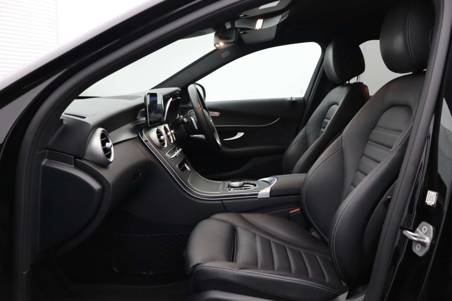 Used Mercedes-Benz C Class 2021 for sale - 76422513: Photo 32