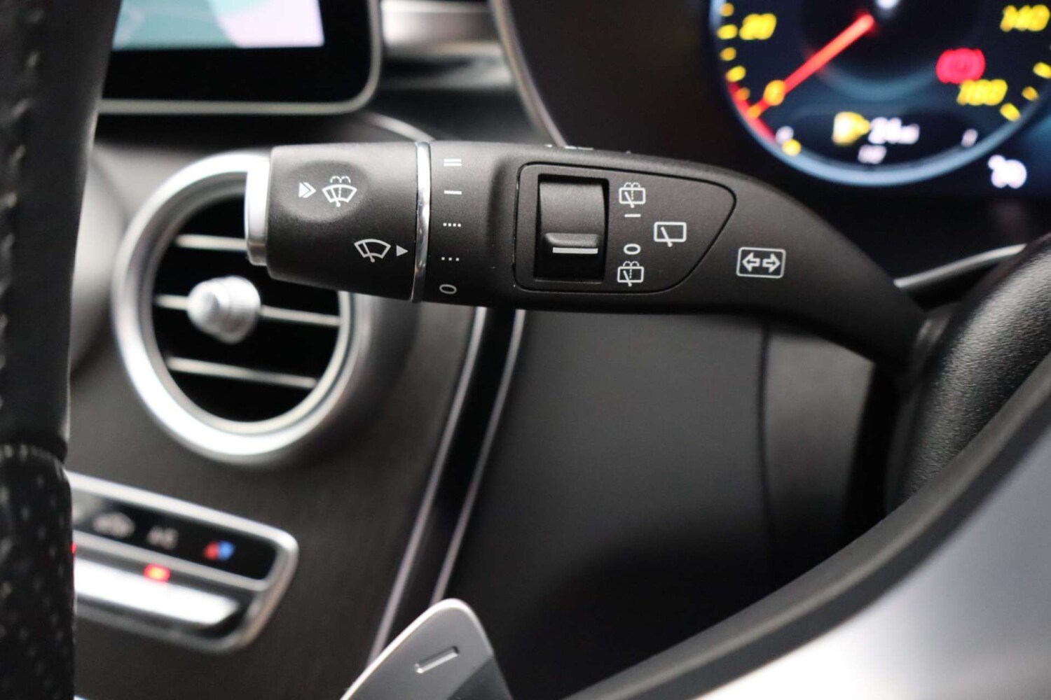 Used Mercedes-Benz C Class 2021 for sale - 76422513: Photo 40