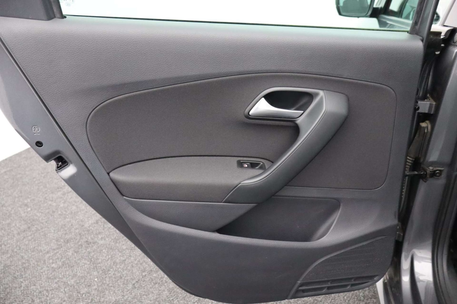 Used Volkswagen Polo 2016 for sale - 77088696: Photo 28