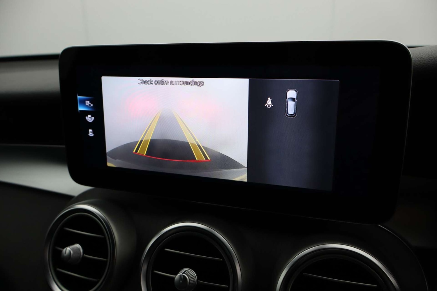 Used Mercedes-Benz GLC 2019 for sale - 76601874: Photo 19