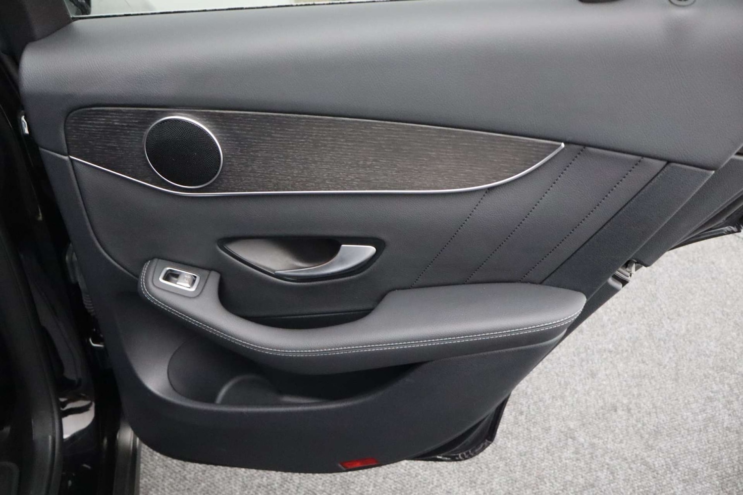 Used Mercedes-Benz GLC 2019 for sale - 76601874: Photo 22