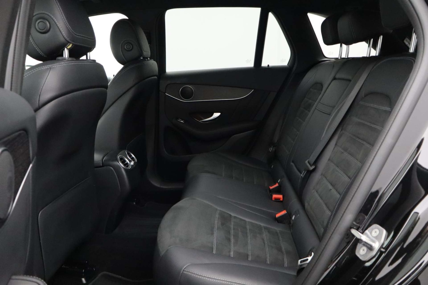 Used Mercedes-Benz GLC 2019 for sale - 76601874: Photo 31