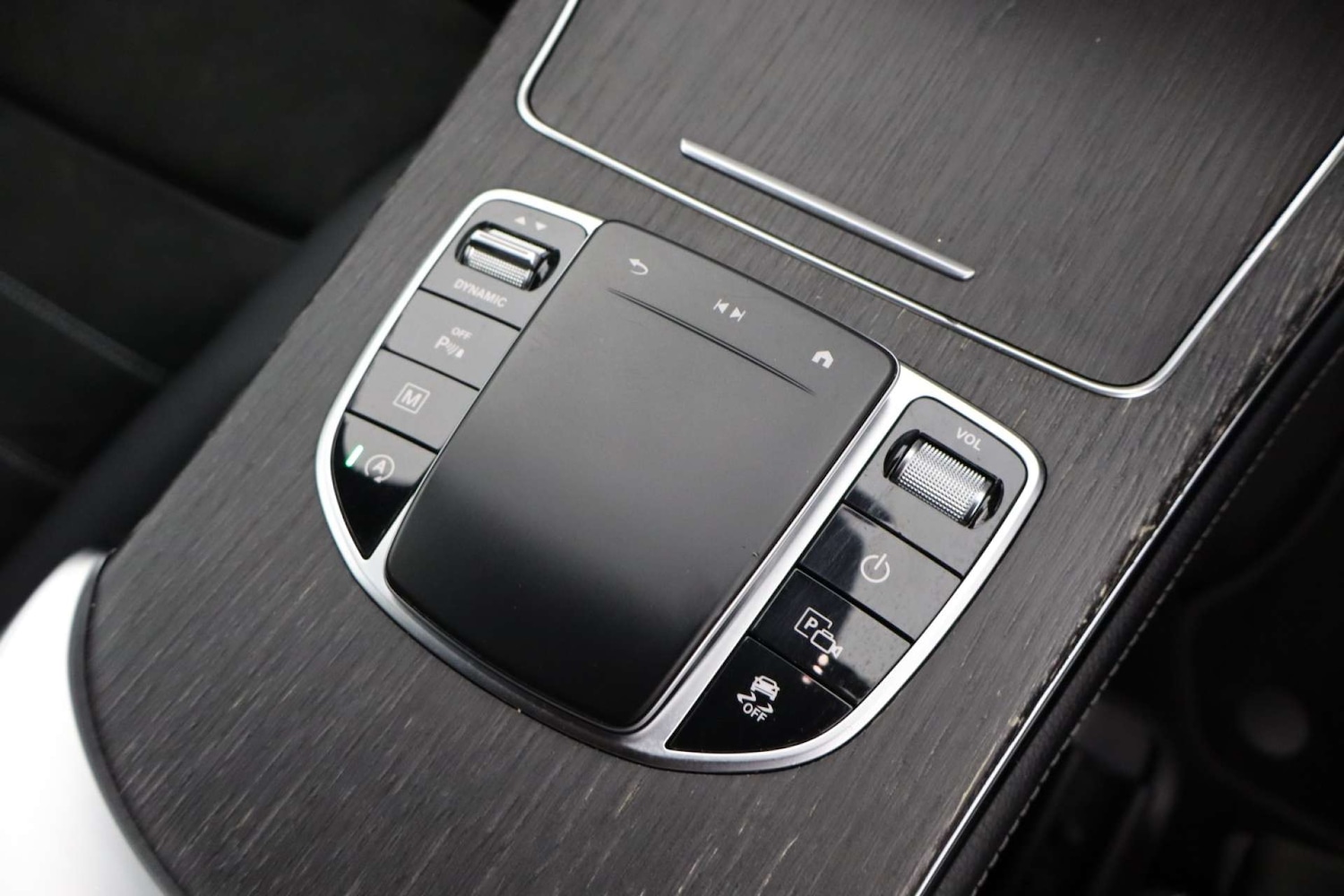 Used Mercedes-Benz GLC 2019 for sale - 76601874: Photo 55