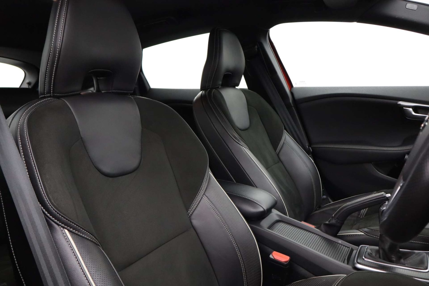 Used Volvo V40 2017 for sale - 76182653: Photo 22