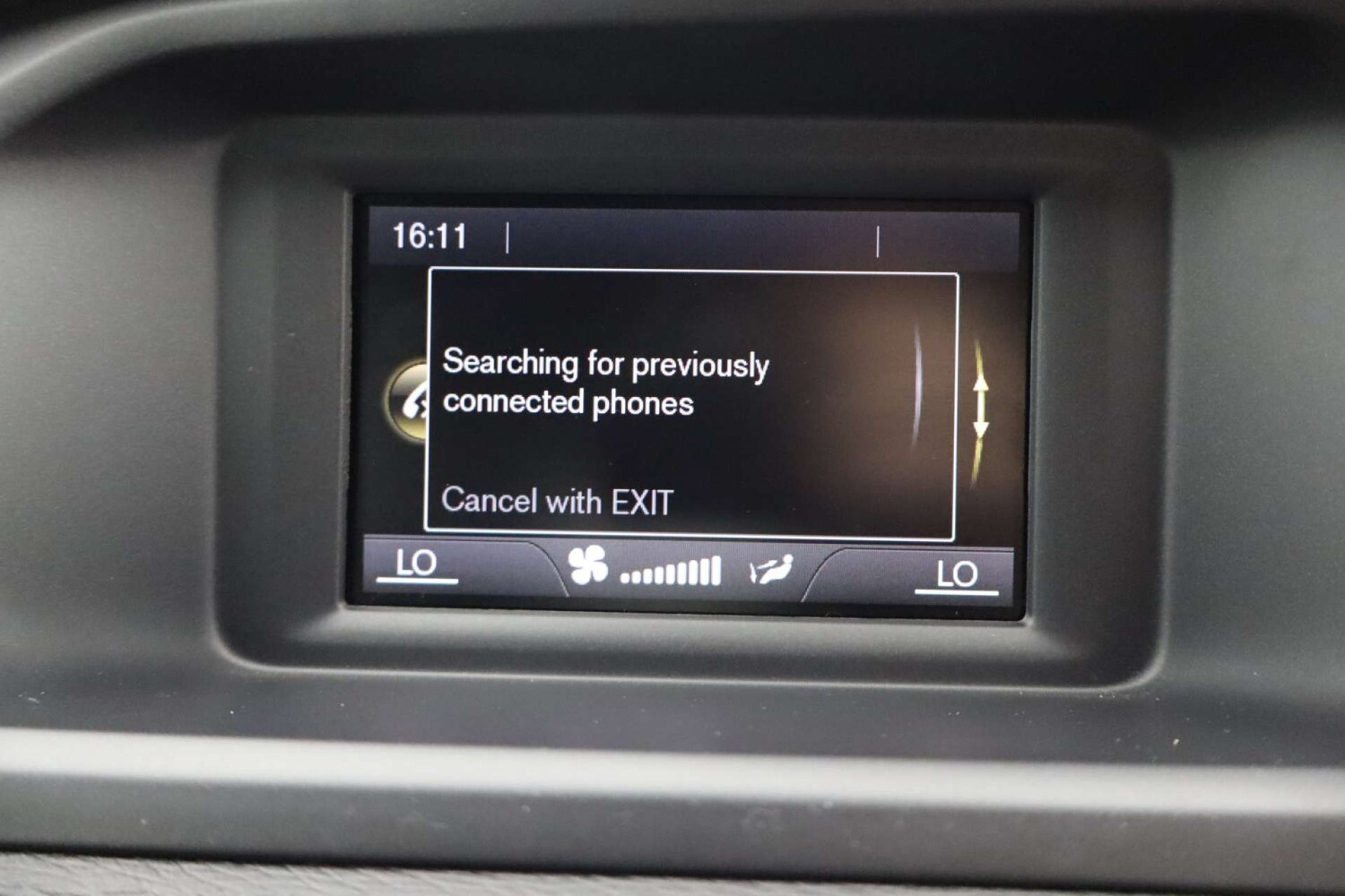 Used Volvo V40 2017 for sale - 76182653: Photo 30