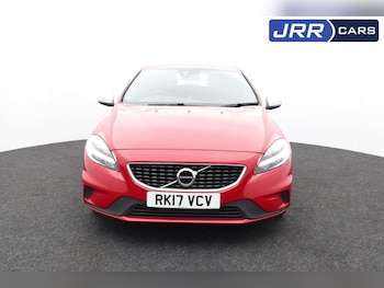 Used Volvo V40 2017 for sale - 76182653: Photo