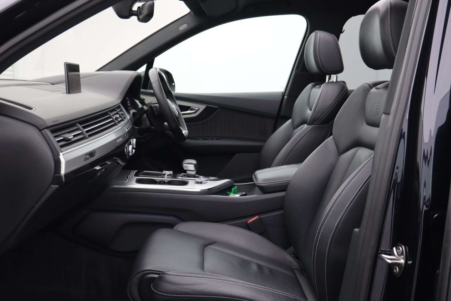 Used Audi Q7 2015 for sale - 76453807: Photo 10