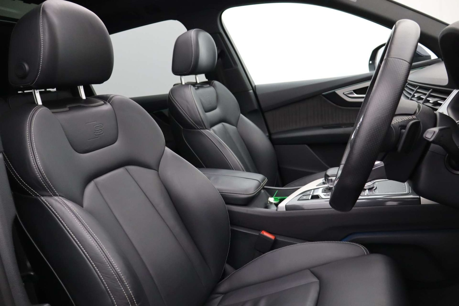 Used Audi Q7 2015 for sale - 76453807: Photo 17