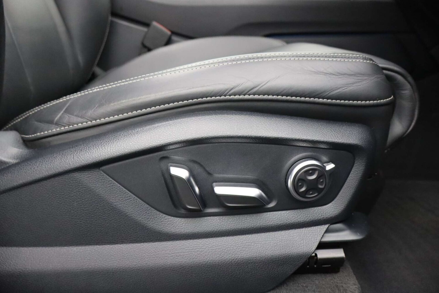 Used Audi Q7 2015 for sale - 76453807: Photo 27