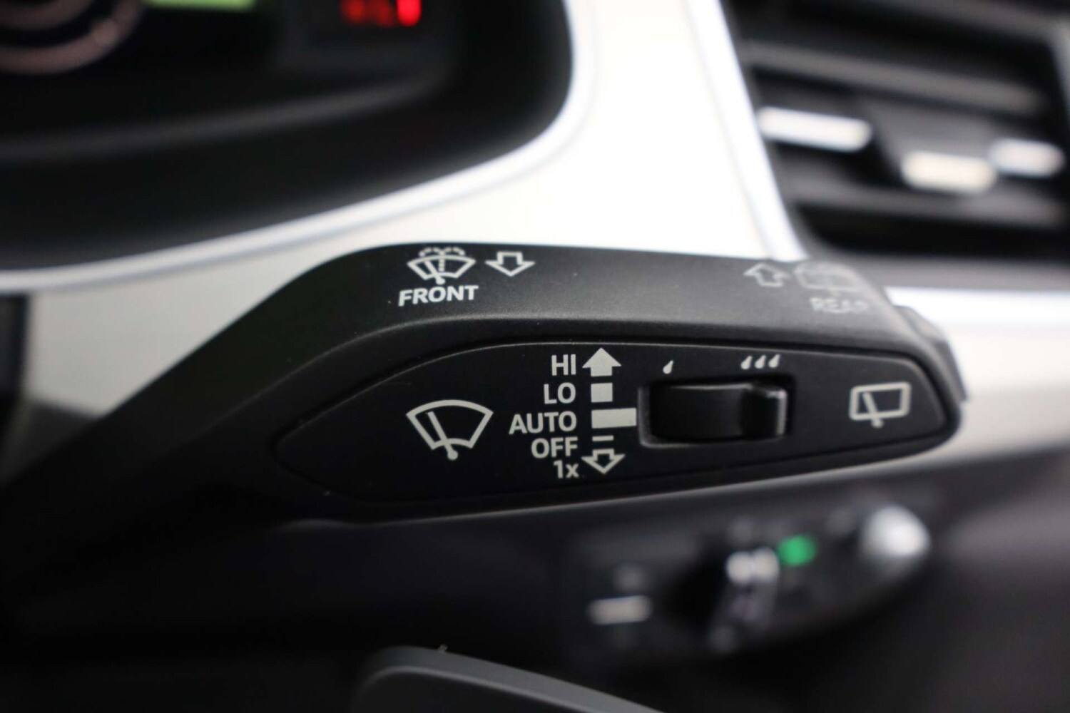 Used Audi Q7 2015 for sale - 76453807: Photo 33