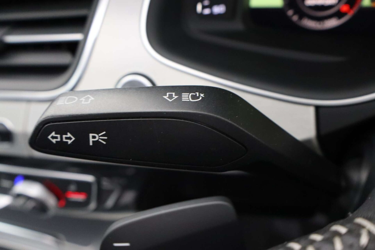 Used Audi Q7 2015 for sale - 76453807: Photo 34