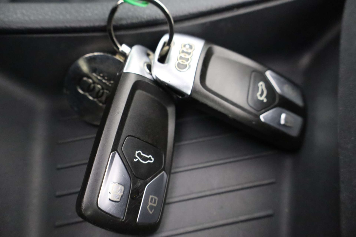 Used Audi Q7 2015 for sale - 76453807: Photo 43