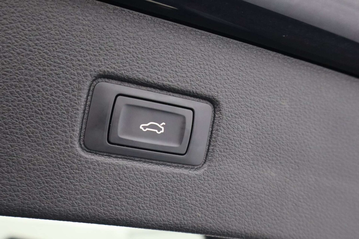 Used Audi Q7 2015 for sale - 76453807: Photo 55