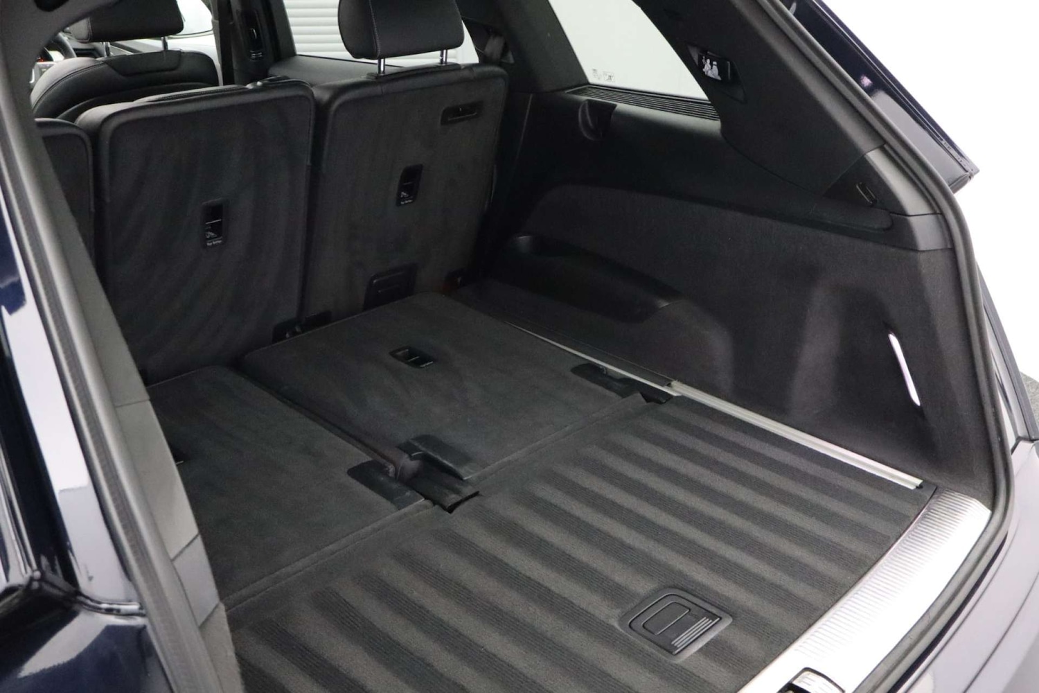 Used Audi Q7 2015 for sale - 76453807: Photo 59