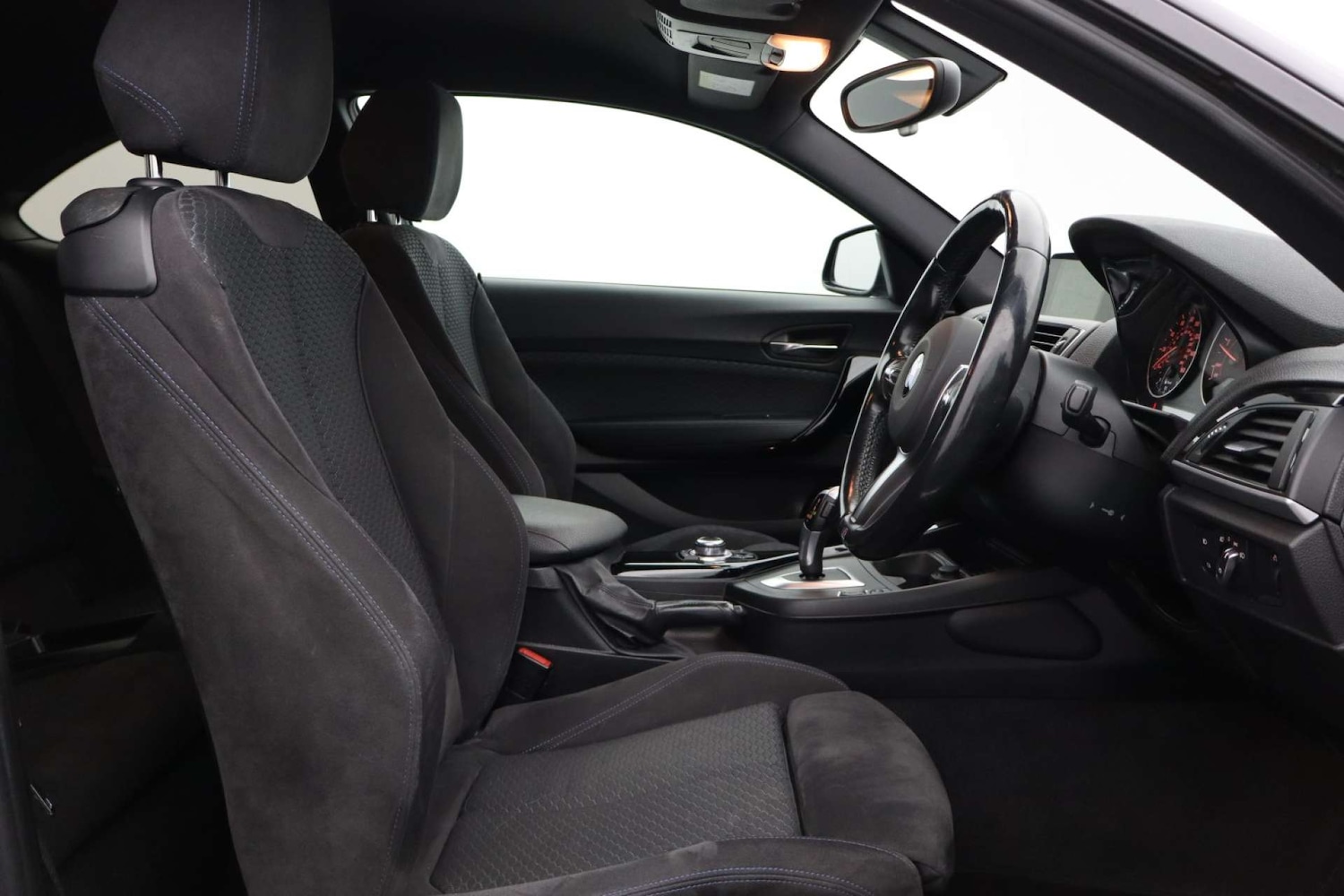 Used BMW 2 Series 2017 for sale - 77086094: Photo 13