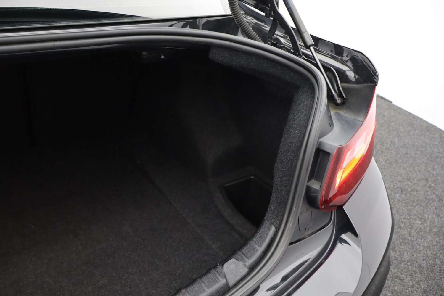 Used BMW 2 Series 2017 for sale - 77086094: Photo 22