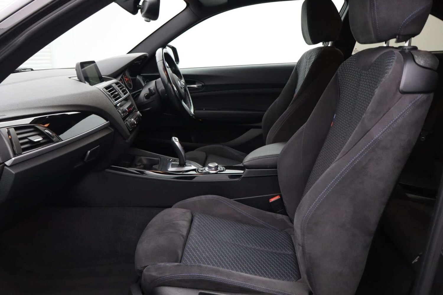 Used BMW 2 Series 2017 for sale - 77086094: Photo 26