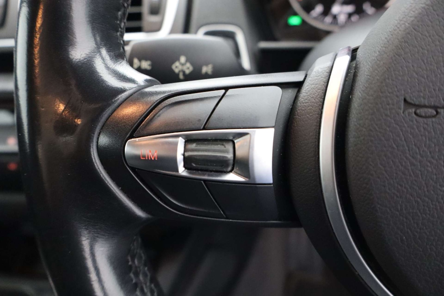 Used BMW 2 Series 2017 for sale - 77086094: Photo 31