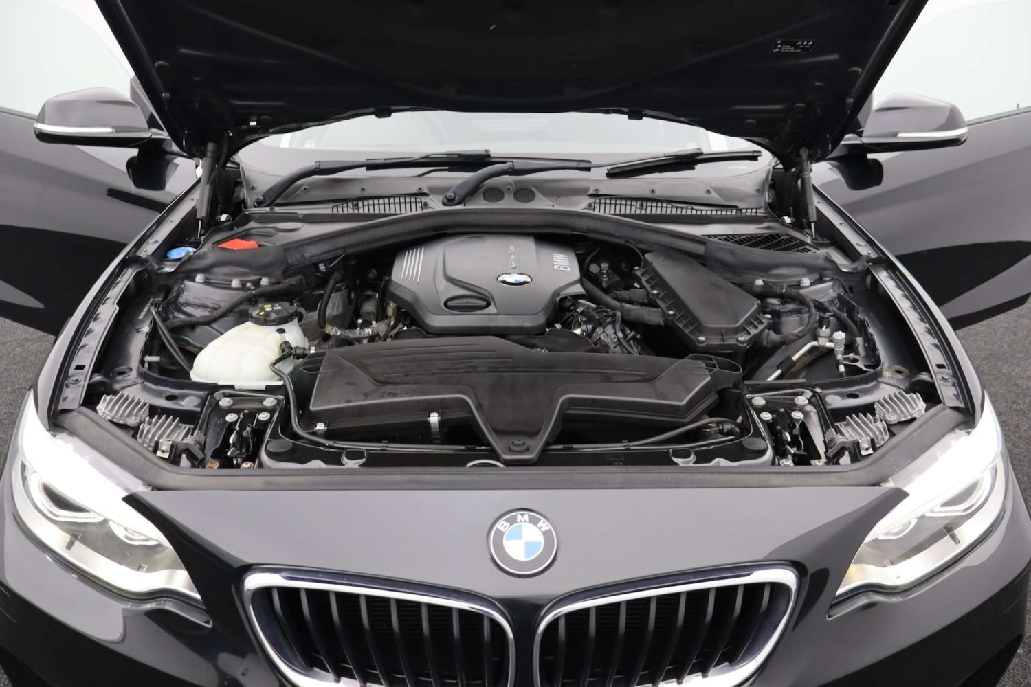 Used BMW 2 Series 2017 for sale - 77086094: Photo 55