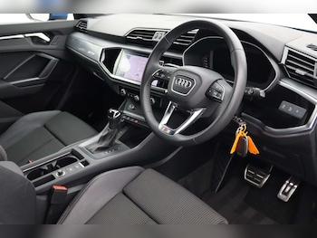 Used Audi Q3 2019 for sale - 78305814: Photo