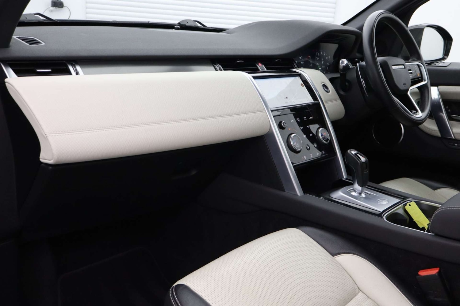 Used Land Rover Discovery Sport 2021 for sale - 77129080: Photo 16