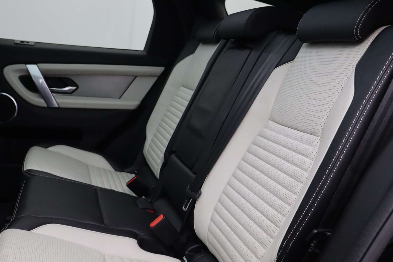 Used Land Rover Discovery Sport 2021 for sale - 77129080: Photo 58