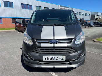Used Ford Tourneo Custom 2018 for sale - 78619927: Photo