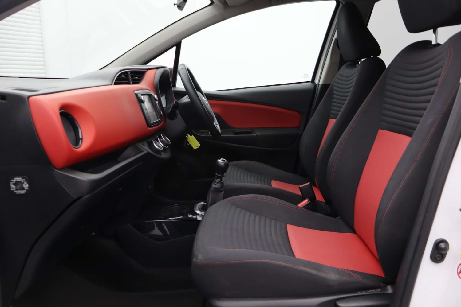 Used Toyota Yaris 2015 for sale - 77154671: Photo 11