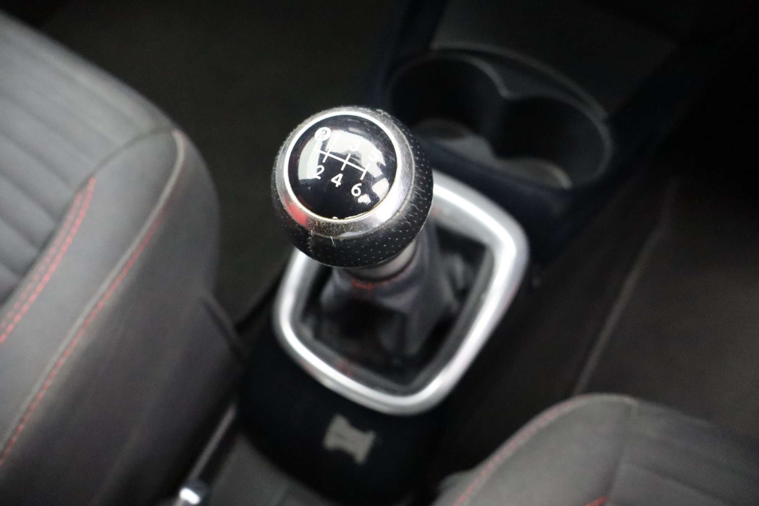 Used Toyota Yaris 2015 for sale - 77154671: Photo 47