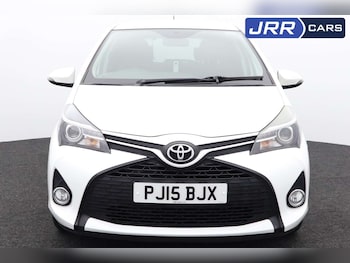 Used Toyota Yaris 2015 for sale - 77154671: Photo